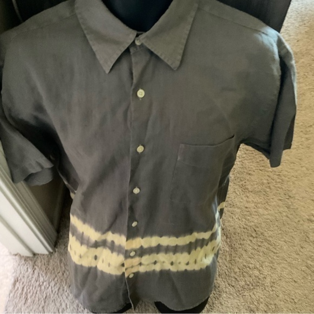 Men’s used size L large J Crew button front short sleeve grey colored shirt